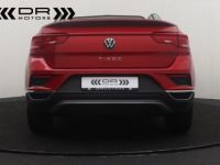 Volkswagen T-Roc 1.5TSI DSG CABRIOLET - NAVI MIRROR LINK KEYLESS 23.889km!!! - <small></small> 27.995 € <small>TTC</small> - #4