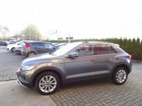 Volkswagen T-Roc 1.5TSi Style DSG,VIRTUAL,LED,CARPLAY,ADAPT.CRUISE - <small></small> 26.300 € <small>TTC</small> - #2