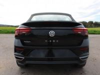 Volkswagen T-Roc CABRIOLET R-LINE TSI 150 CV GPS 3D FULL LED MP3 CAMÉRA I-COKPIT USB JA 19 BOITE AUTO DSG-7 - <small></small> 28.900 € <small>TTC</small> - #11