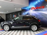 Volkswagen T-Roc Carat 2.0 TDI 150 DSG GPS Virtual TO Attelage Hayon Caméra Front Lane LED JA 17 - <small></small> 26.490 € <small>TTC</small> - #2