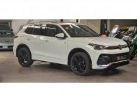 Volkswagen Tiguan 1.5 eTSI 150 R LINE / FRANCAIS / TOIT PANO IQ LIGHT / TVA RECUP / R-LINE RLINE - <small></small> 49.990 € <small></small> - #2