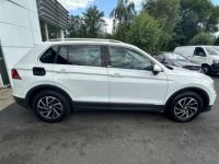 Volkswagen Tiguan 2.0 16V TDI BlueMotion - 150 - BV DSG 7 2016 Connect PHASE 1 - <small></small> 23.990 € <small>TTC</small> - #8