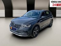 Volkswagen Tiguan 2.0 TDI 150ch Elegance Pack Hiver + attelage amovible Gris Urano - <small></small> 36.490 € <small>TTC</small> - #1