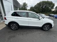 Volkswagen Tiguan 2.0 TDI BlueMotion - 150 bva Connect Gps + Camera AR + Clim - <small></small> 18.990 € <small>TTC</small> - #8