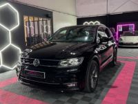 Volkswagen Tiguan Black R-Line 2.0 TDI 150 ch DSG7 Toit panoramique ouvrant Virtual Cockpit Sièges électriques chauffants - <small></small> 25.490 € <small>TTC</small> - #2