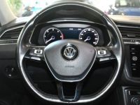 Volkswagen Tiguan R-Line Carat 2.0 TDI 190 DSG 4Motion App Connect ACC Hayon Vebasto Front Lane JA 19 - <small></small> 29.990 € <small>TTC</small> - #20