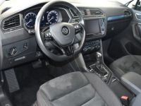 Volkswagen Tiguan R-Line Carat 2.0 TSI 180 DSG 4Motion GPS Virtual DCC ACC Attelage Front Lane Dynaudio JA 19 - <small></small> 30.990 € <small>TTC</small> - #13