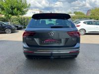 Volkswagen Tiguan R-LINE EXCLUSIVE 2.0 TDI 190ch DSG7 4Motion FULL OPTIONS - GARANTIE JUSQU'AU 11/09/2027 - <small></small> 28.490 € <small>TTC</small> - #4