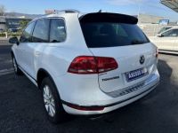 Volkswagen Touareg 3.0 V6 TDI 262 4Motion BlueMotion Technology  - <small></small> 15.990 € <small>TTC</small> - #9