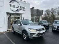 Volkswagen Touareg 3.0 V6 TDI BlueMotion - 262 - BV Tiptronic R-Line 4Motion Gps + Camera AR + Toit O - <small></small> 30.990 € <small>TTC</small> - #1