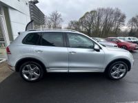 Volkswagen Touareg 3.0 V6 TDI BlueMotion - 262 - BV Tiptronic R-Line 4Motion Gps + Camera AR + Toit O - <small></small> 30.990 € <small>TTC</small> - #8