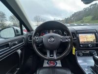 Volkswagen Touareg 3.0 V6 TDI BlueMotion - 262 - BV Tiptronic R-Line 4Motion Gps + Camera AR + Toit O - <small></small> 30.990 € <small>TTC</small> - #21