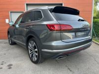 Volkswagen Touareg 3.0l TSI V6 Ehybird 381ch Tiptronic 8 4Motion Elegance 06/2021 Toit Ouvrant - <small></small> 49.990 € <small>TTC</small> - #2