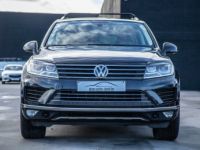 Volkswagen Touareg Volkswagen 3.0 TDi V6 DSG 4Motion - HISTORIEK - XENON - TREKHAAK - ZETELVERWARMING - PANO DAK - EURO 6b - <small></small> 19.999 € <small>TTC</small> - #4