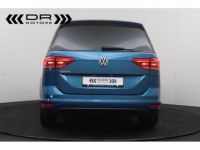 Volkswagen Touran 1.0TSi TRENDLINE - NAVI PANODAK ADAPTIVE CRUISE 7 PLAATSEN - <small></small> 16.495 € <small>TTC</small> - #4