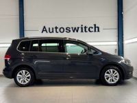 Volkswagen Touran 1.5 TSI DSG Highline 7seat Keyless-Adaptcruise - <small></small> 33.500 € <small>TTC</small> - #5