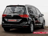 Volkswagen Touran 1.6 TDi ATTELAGE CRUISE + ACC PARK-ASSIST ! - <small></small> 17.390 € <small>TTC</small> - #4