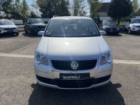 Volkswagen Touran 1.9 TDI 105ch Confort 1erMain Clim Régulateur BV6 100,000 Kms DistriOK - <small></small> 9.990 € <small>TTC</small> - #3