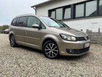 Volkswagen Touran 2.0 CR TDi Highline CUIR-XENON-NAVI-SIEGES CHAUFF- - <small></small> 10.390 € <small>TTC</small> - #4