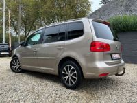 Volkswagen Touran 2.0 CR TDi Highline CUIR-XENON-NAVI-SIEGES CHAUFF- - <small></small> 10.390 € <small>TTC</small> - #18