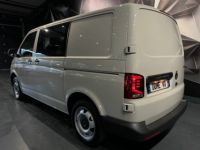 Volkswagen Transporter FG 3.0T L2H1 2.0 TDI 204CH BUSINESS 4MOTION DSG7 - <small></small> 64.990 € <small>TTC</small> - #17