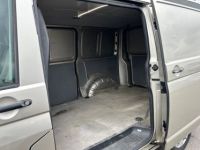 Volkswagen Transporter FOURGON FGN TOLE CB 2.5 TDI 130 2.8T - <small></small> 12.350 € <small>TTC</small> - #5