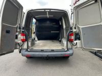 Volkswagen Transporter FOURGON FGN TOLE CB 2.5 TDI 130 2.8T - <small></small> 12.350 € <small>TTC</small> - #6