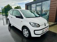 Volkswagen Up Up! 1.0 60 CH Take BVM5 - <small></small> 5.990 € <small>TTC</small> - #1