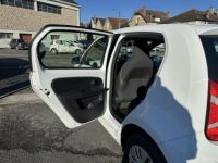 Volkswagen Up UP! 1.0i - 75 Bva Club Gps + Radar AR + Clim - <small></small> 9.990 € <small>TTC</small> - #35