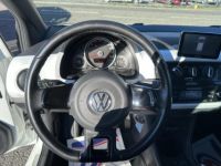 Volkswagen Up UP! 1.0i - 75 Bva Club Gps + Radar AR + Clim - <small></small> 9.990 € <small>TTC</small> - #45