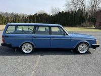 Volvo 240 - <small></small> 26.700 € <small>TTC</small> - #12