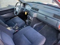 Volvo 940 GL Aut. 2.3i - OLDTIMER - ELEKTR. RAMEN - SERVO - TREKHAAK - <small></small> 2.500 € <small>TTC</small> - #13