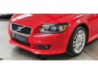 Volvo C30 2.5 TURBO 220 5 CYLINDRES / BVA / MOMENTUM R-DESIGN R DESIGN / CUIR - <small></small> 16.990 € <small>TTC</small> - #9