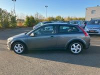 Volvo C30 D2 115CH MOMENTUM - <small></small> 7.490 € <small>TTC</small> - #10