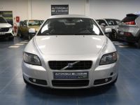 Volvo C70 CABRIOLET 2.4i 170 Summum Geartronic A - <small></small> 17.488 € <small>TTC</small> - #2