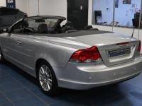 Volvo C70 CABRIOLET 2.4i 170 Summum Geartronic A - <small></small> 17.488 € <small>TTC</small> - #9