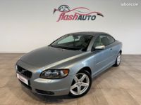 Volvo C70 CC 2.4 TDi D5 180cv-BVA-ATTELAGE-2007 - <small></small> 7.900 € <small>TTC</small> - #1