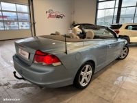 Volvo C70 CC 2.4 TDi D5 180cv-BVA-ATTELAGE-2007 - <small></small> 7.900 € <small>TTC</small> - #4