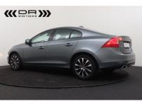 Volvo S60 D2 DYNAMIC EDITION - LEDER ADAPTIVE CRUISE BLIS NAVI - <small></small> 13.995 € <small>TTC</small> - #4