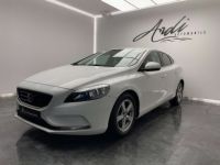 Volvo V40 1.6 D2 AIRCO SIEGES ELECTRIQUES CAPTEURS AR - <small></small> 6.500 € <small>TTC</small> - #1