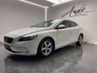 Volvo V40 1.6 D2 AIRCO SIEGES ELECTRIQUES CAPTEURS AR - <small></small> 6.500 € <small>TTC</small> - #15