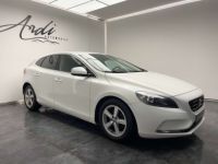 Volvo V40 1.6 D2 AIRCO SIEGES ELECTRIQUES CAPTEURS AR - <small></small> 6.500 € <small>TTC</small> - #16