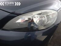 Volvo V40 1.6 D2 PROFESSIONAL PACK - NAVI PDC - <small></small> 9.995 € <small>TTC</small> - #40