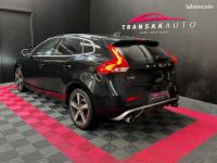 Volvo V40 T2 122 ch Geartronic 6 R-Design - <small></small> 13.990 € <small>TTC</small> - #3