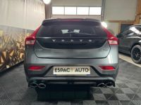 Volvo V40 T5 2.5 R-DESIGN 320 HEICO GEARTRONIC A - <small></small> 22.990 € <small>TTC</small> - #4