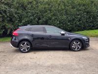 Volvo V40 Volvo V40 D3 150 R-DESIGN GEARTRONIC 6 – Régulateur De Vitesse – Bluetooth – Clim Auto. – Révision Faite – Garantie 12 Mois - <small></small> 10.490 € <small>TTC</small> - #6