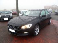 Volvo V60 2.0  D3 150CH BUSINESS GEARTRONIC 6 BOITE AUTO - <small></small> 18.950 € <small>TTC</small> - #1