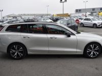 Volvo V60 B3 163CH R-DESIGN DCT 7 - <small></small> 33.490 € <small>TTC</small> - #4