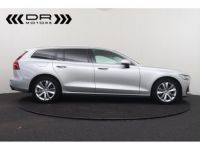 Volvo V60 B4 MOMENTUM GEARTRONIC - LEDER LED KEYLESS ENTRY MIRROR LINK - <small></small> 27.995 € <small>TTC</small> - #9