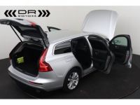 Volvo V60 B4 MOMENTUM GEARTRONIC - LEDER LED KEYLESS ENTRY MIRROR LINK - <small></small> 27.995 € <small>TTC</small> - #11